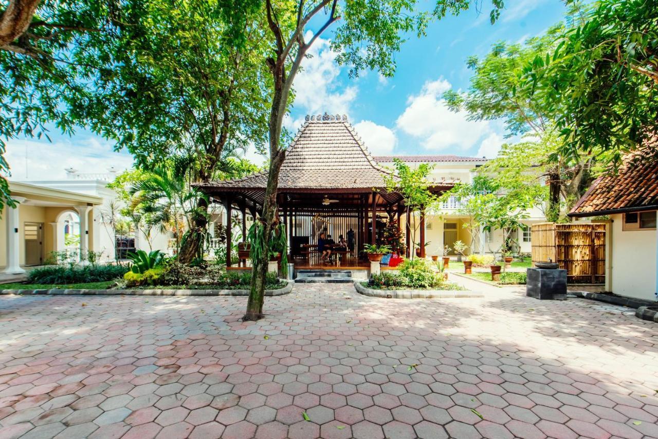 Tirtodipuran Hotel By Natts Hospitality Indonesia 요그야카르타 외부 사진