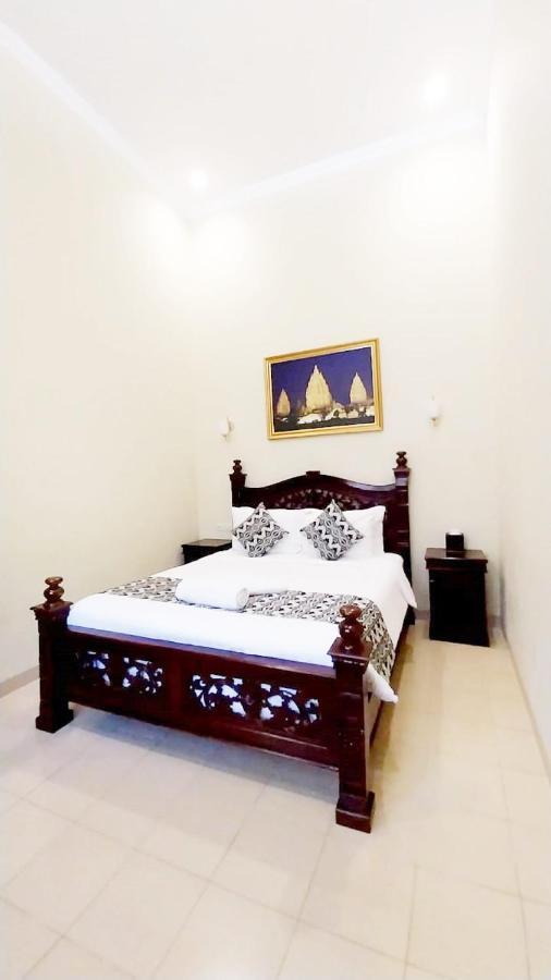 Tirtodipuran Hotel By Natts Hospitality Indonesia 요그야카르타 외부 사진