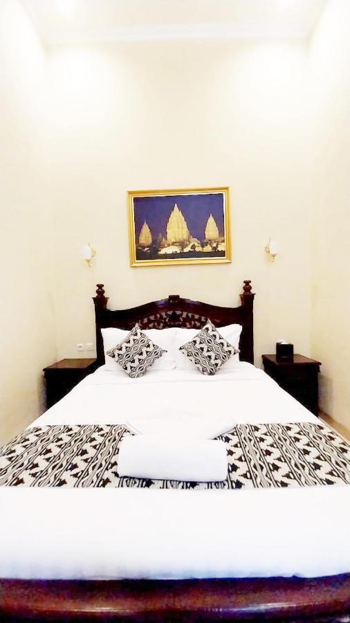Tirtodipuran Hotel By Natts Hospitality Indonesia 요그야카르타 외부 사진