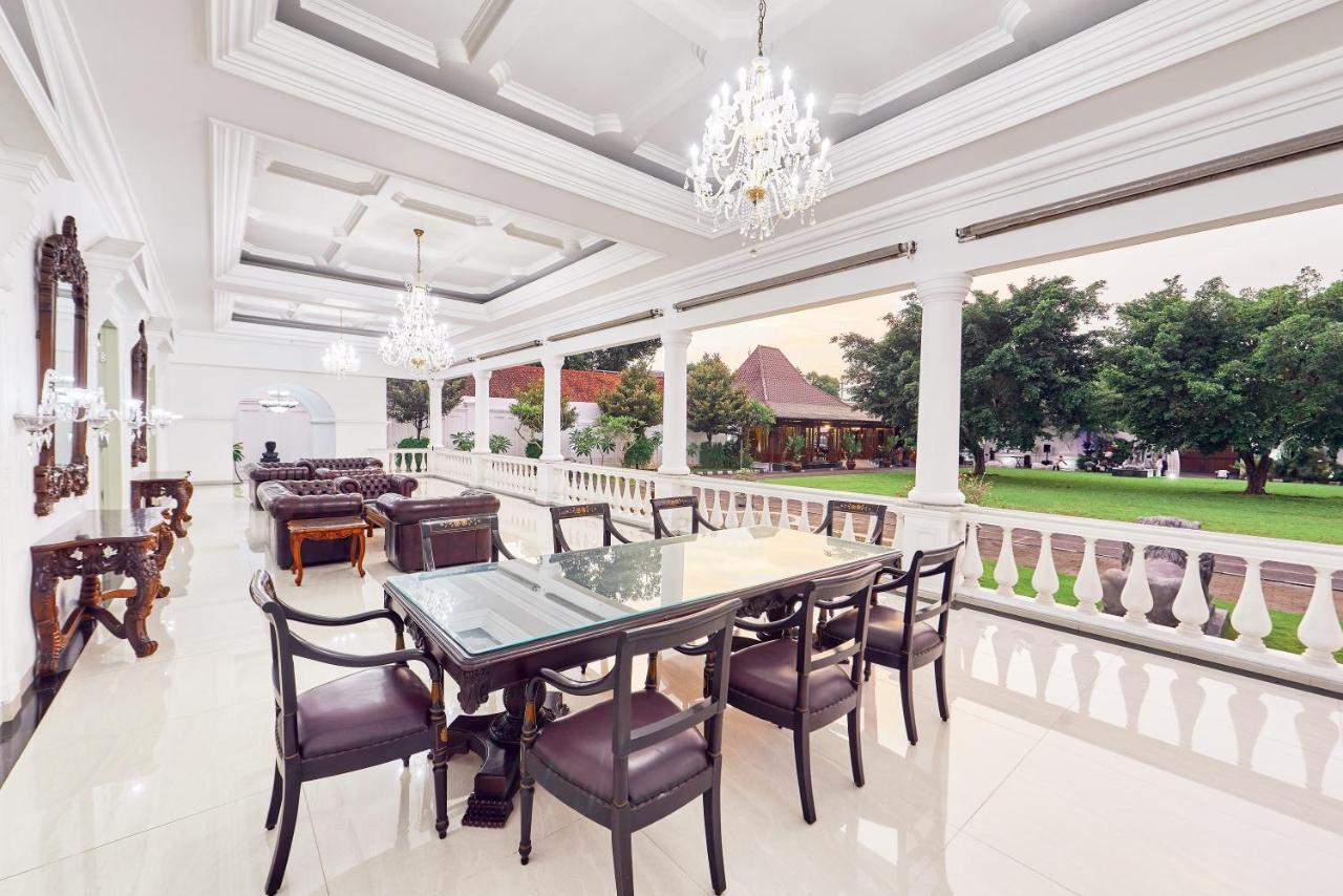Tirtodipuran Hotel By Natts Hospitality Indonesia 요그야카르타 외부 사진