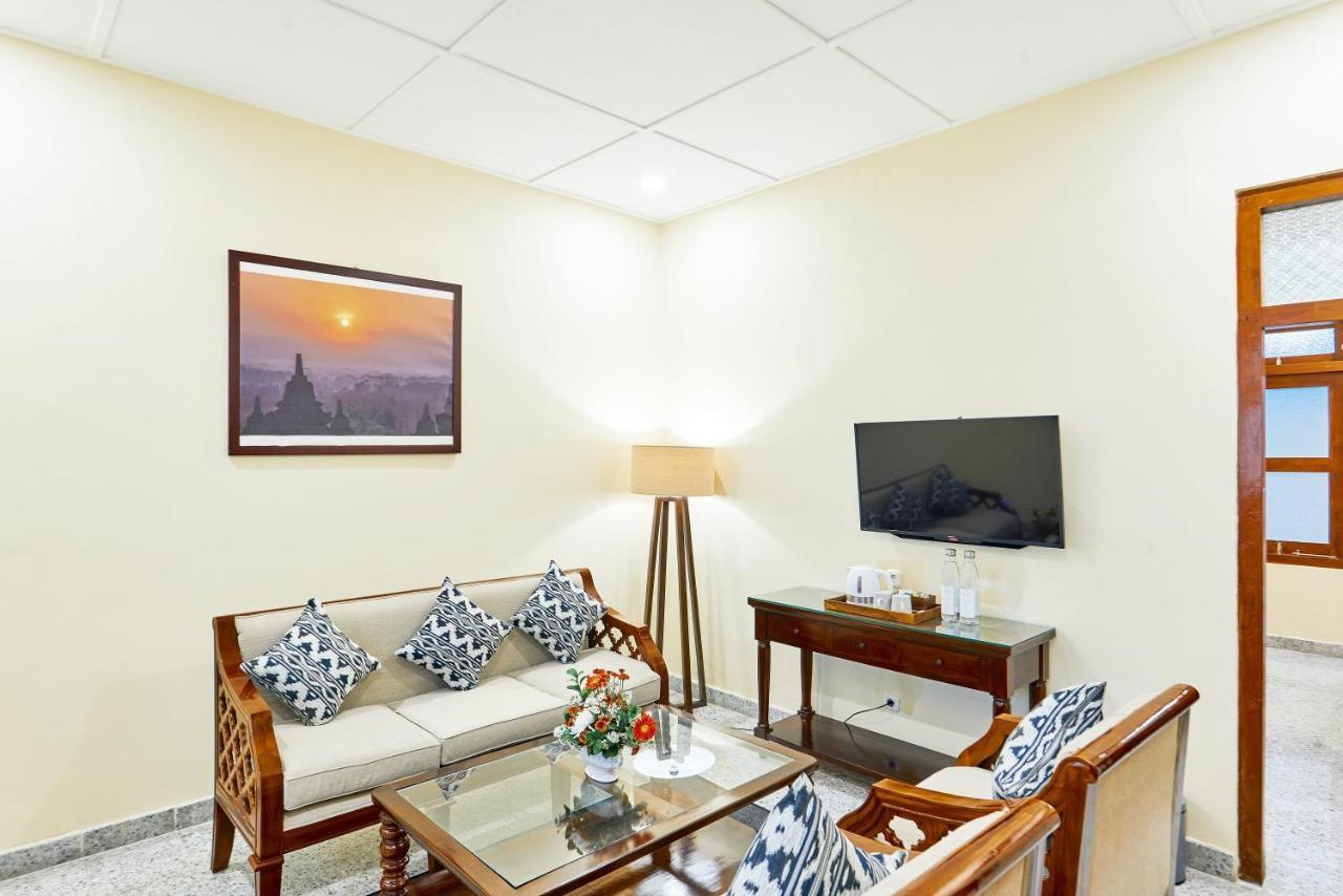 Tirtodipuran Hotel By Natts Hospitality Indonesia 요그야카르타 외부 사진