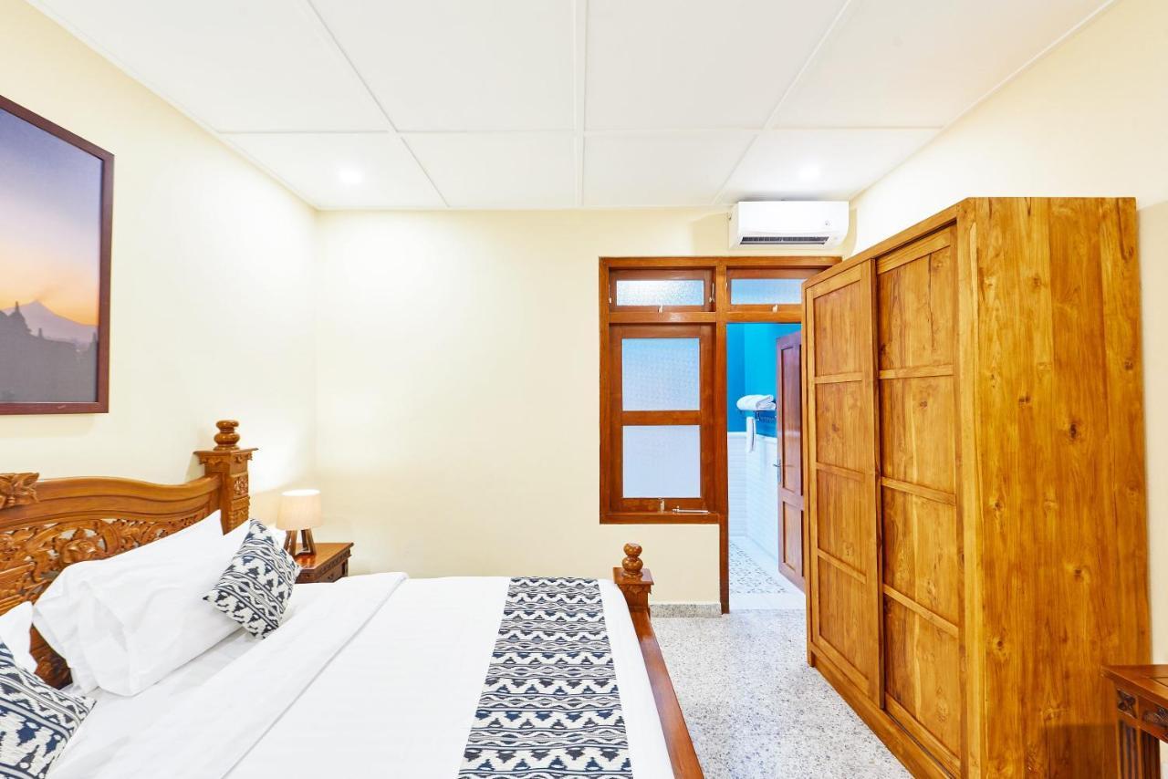 Tirtodipuran Hotel By Natts Hospitality Indonesia 요그야카르타 외부 사진